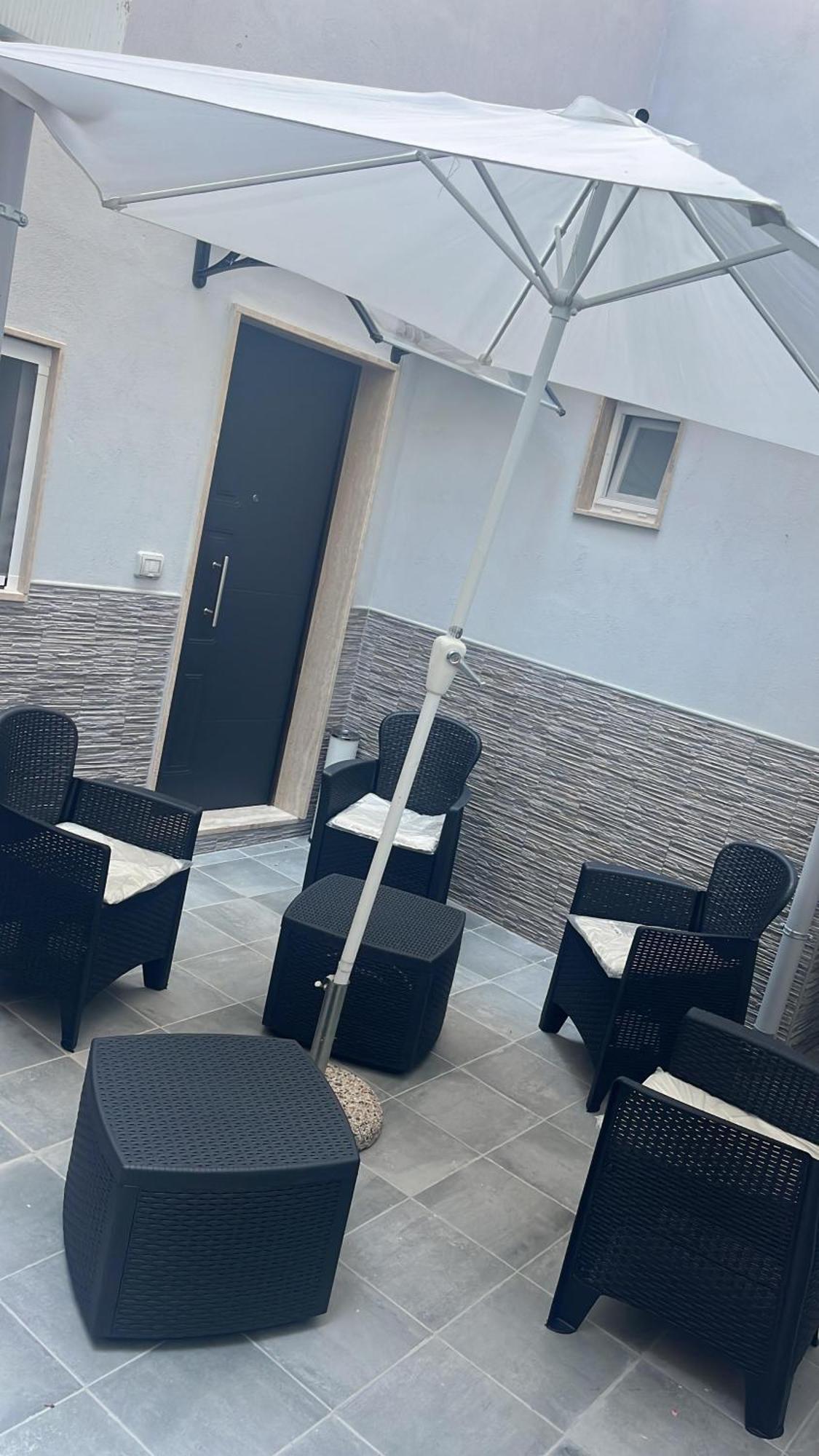 Hotel La Dimora Di Angelo 2 Bari Exterior foto